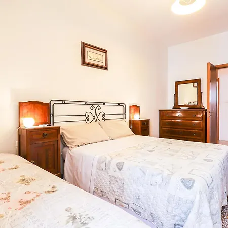 Casa Di Clara - Centralissimo Lägenhet *